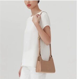 Cuyana Mini Double Loop Leather Bag Cappuccino Pebbled Leather